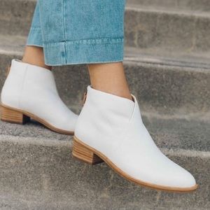 Soludos Venetian White Leather Ankle Boots